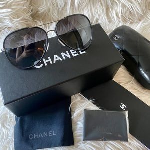 ❌ Chanel Pilot Sunglasses (Current Season)